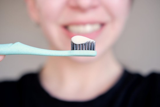 Hydroxyapatite Vs Fluoride Toothpaste Explained By The Dentist on the Gold Coast