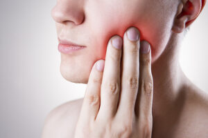 Wisdom Tooth Pain Relief Treatment by the Dentist on the Gold Coast
